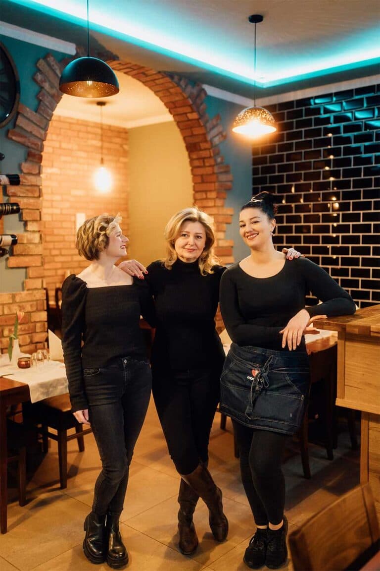 Das Team von Via Gusto in Leverkusen-Schlebusch